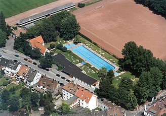 Badespaß im Freibad Jahnplatz in Gelsenkirchen